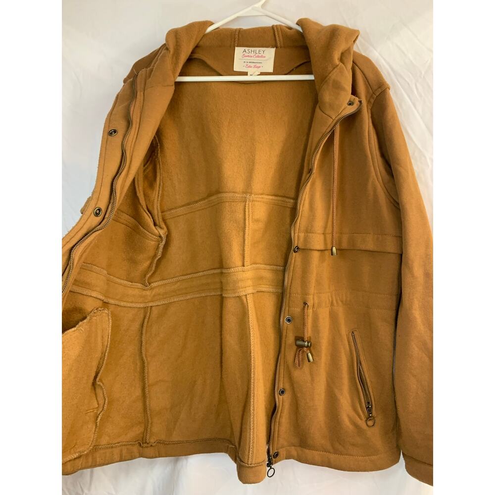 Jacket from the Ashley Sunrise Collection - Picture 3 of 6